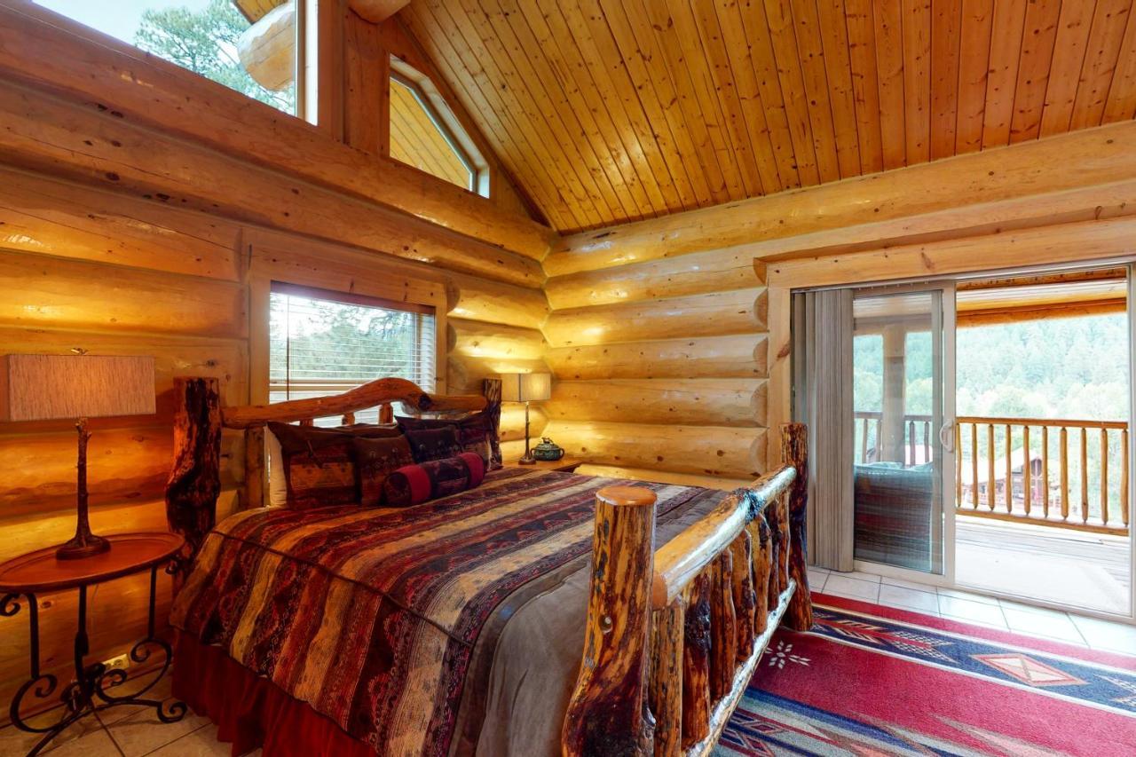 Sunflower Lodge Пагоса-Спрингс Экстерьер фото